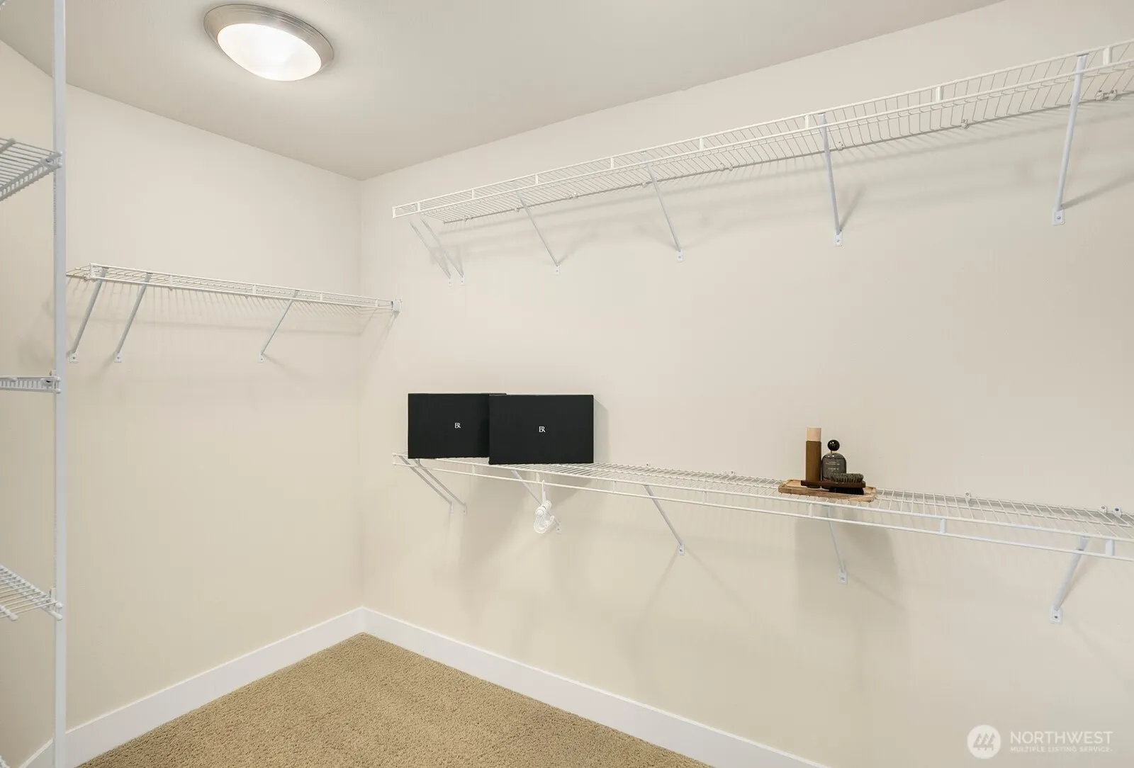 2696 NW Pine Cone Place , Issaquah, WA 98027