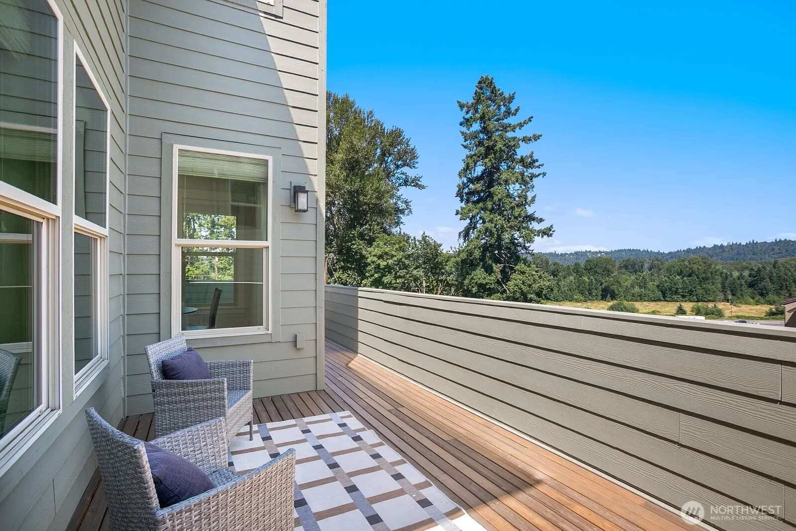 2696 NW Pine Cone Place , Issaquah, WA 98027