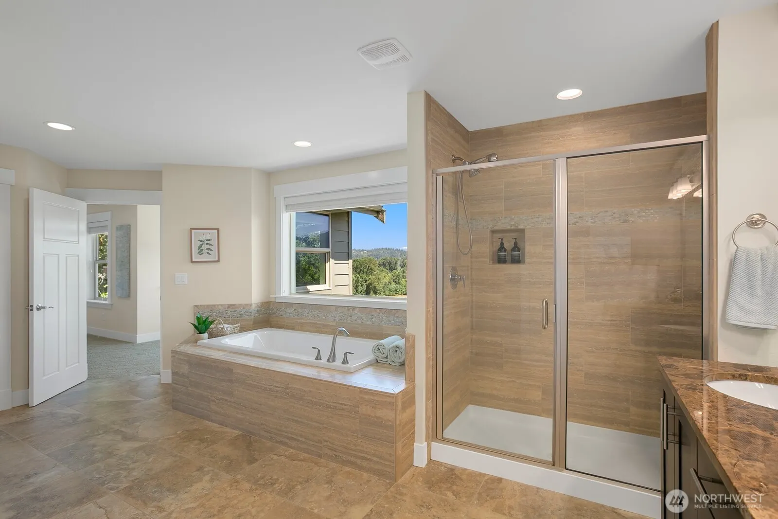 2696 NW Pine Cone Place , Issaquah, WA 98027