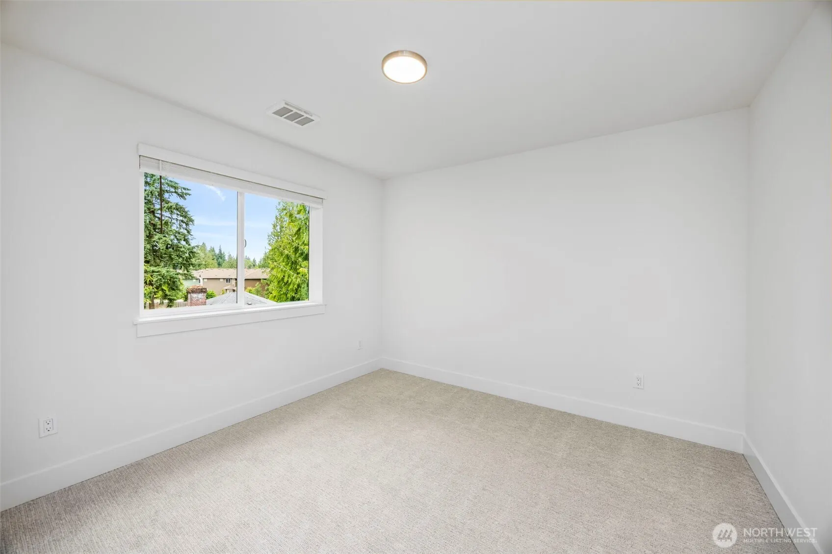 9 160th Place SE, Bothell, WA 98012