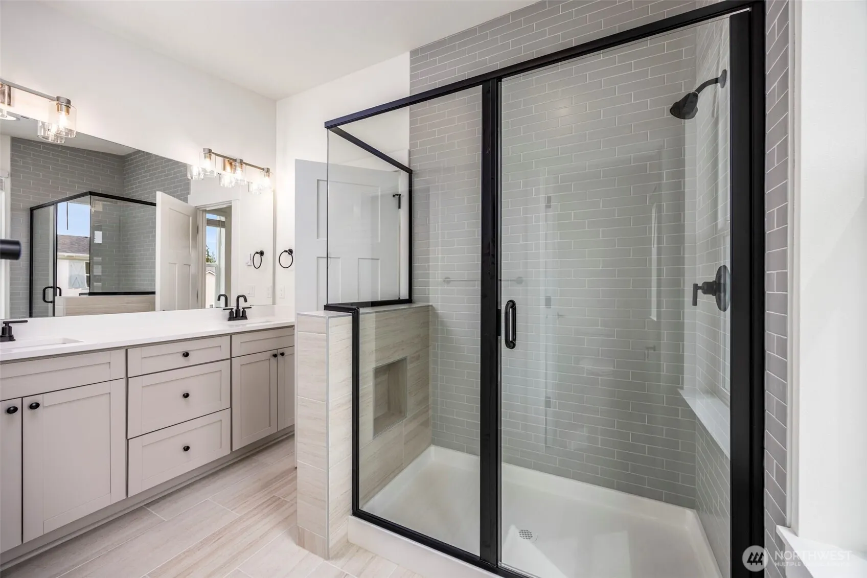9 160th Place SE, Bothell, WA 98012