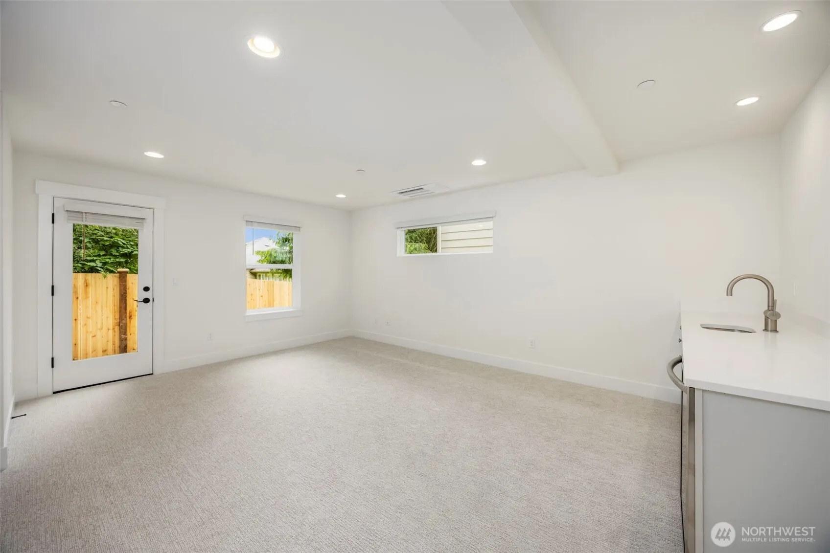 9 160th Place SE, Bothell, WA 98012