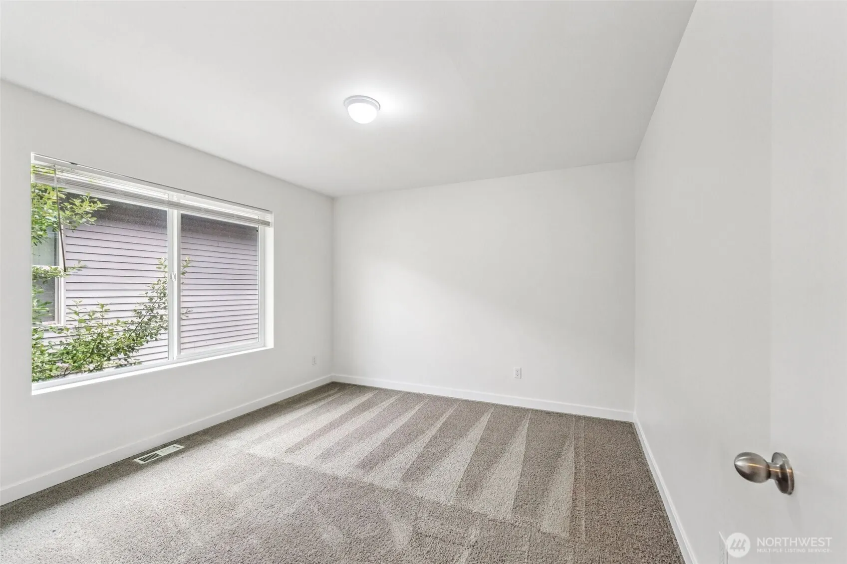 29775 218th Place SE, Kent, WA 98042