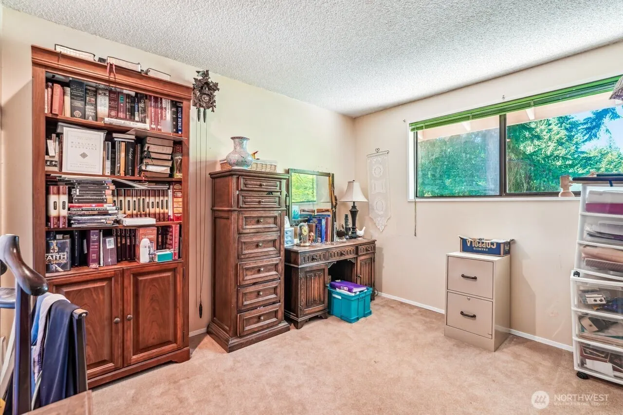 18818 181st Place NE, Woodinville, WA 98077