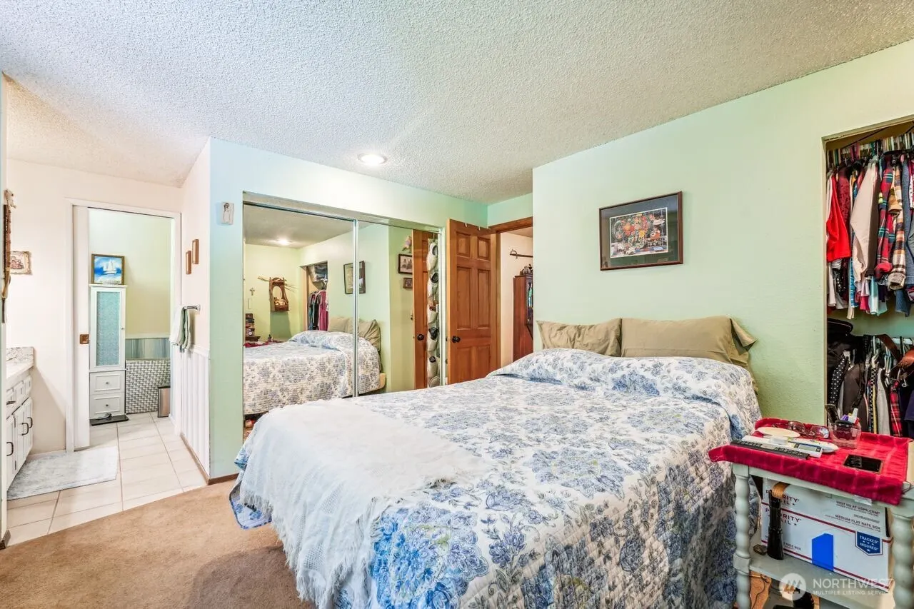18818 181st Place NE, Woodinville, WA 98077