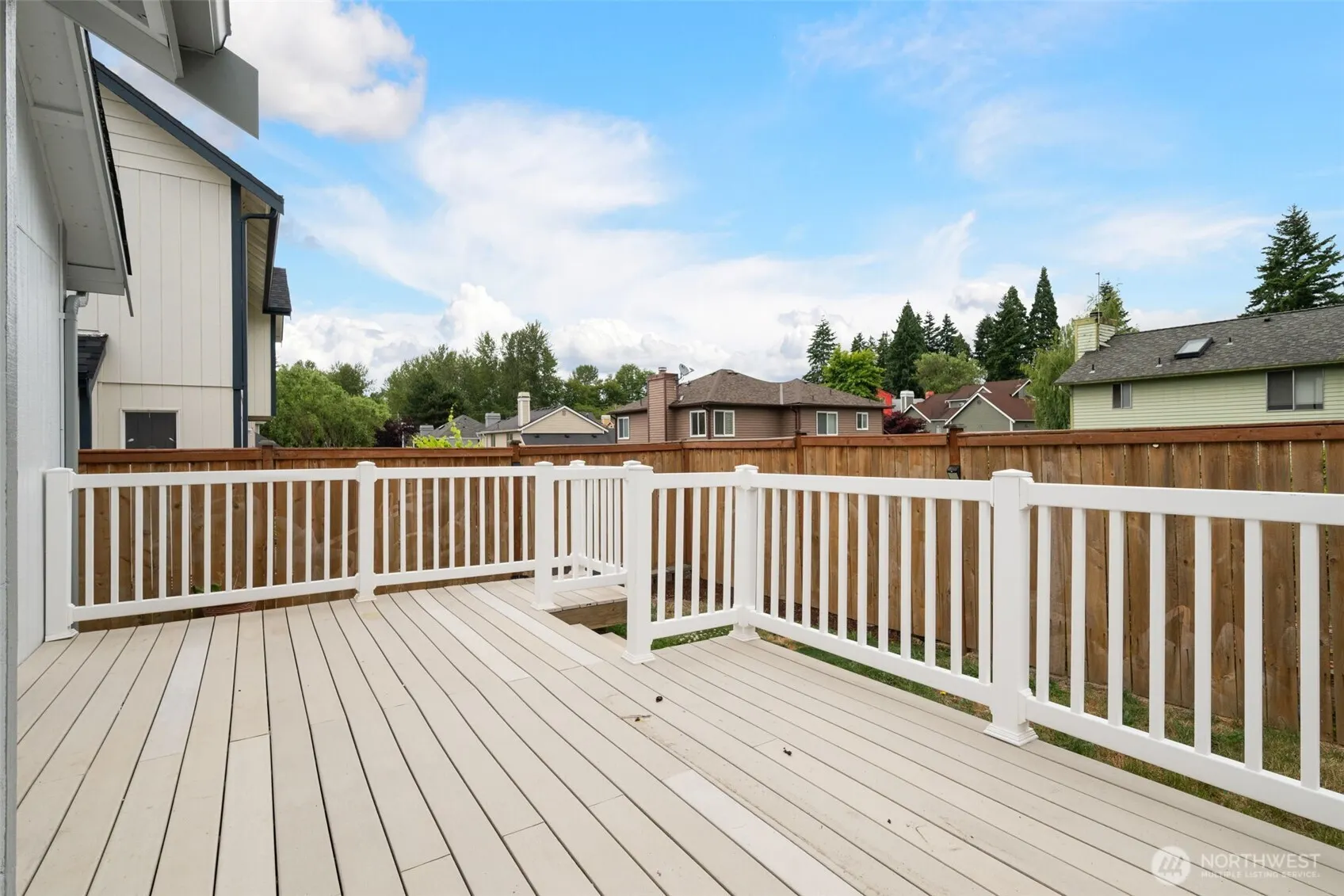20122 102nd Avenue SE, Kent, WA 98031-1583
