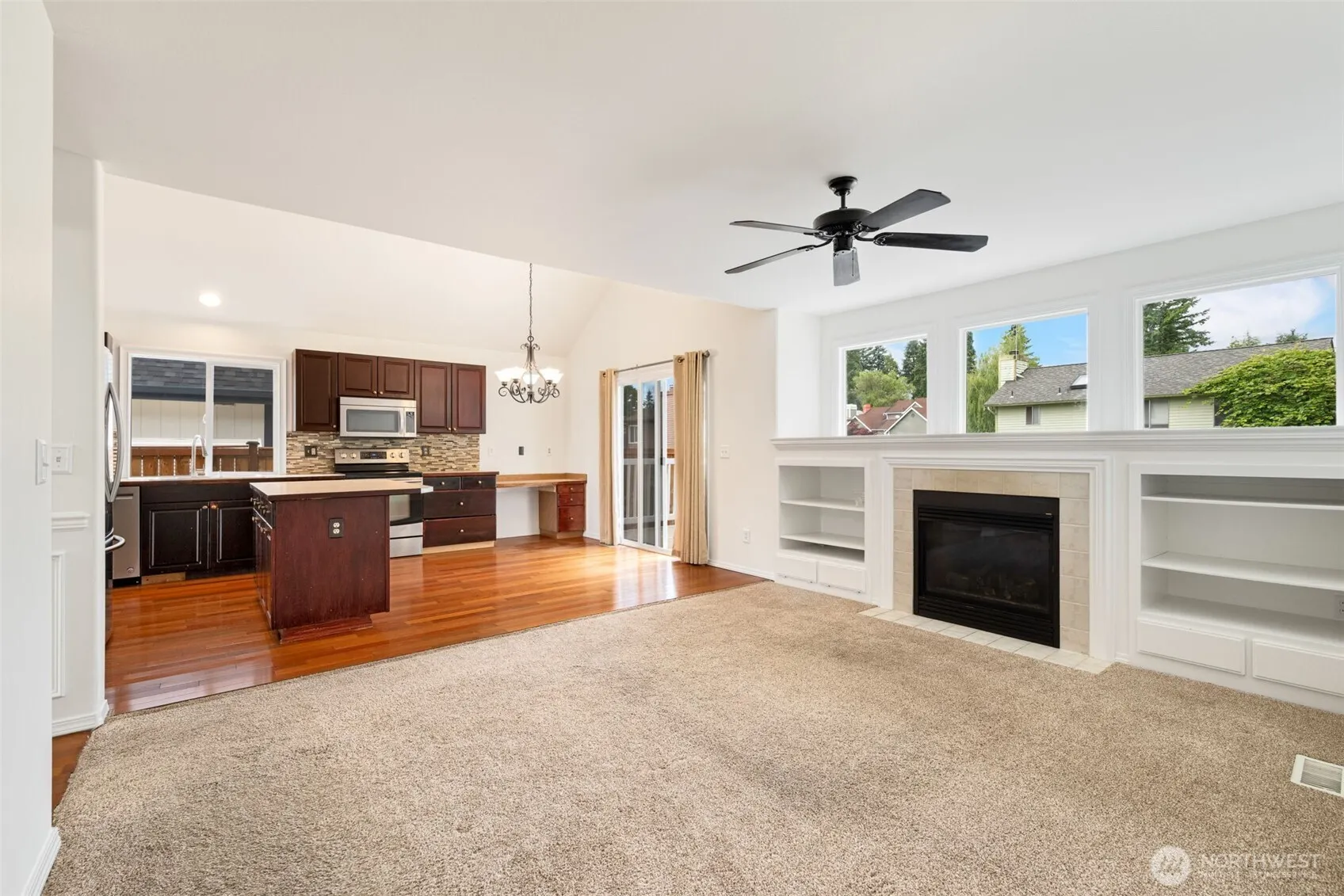 20122 102nd Avenue SE, Kent, WA 98031-1583