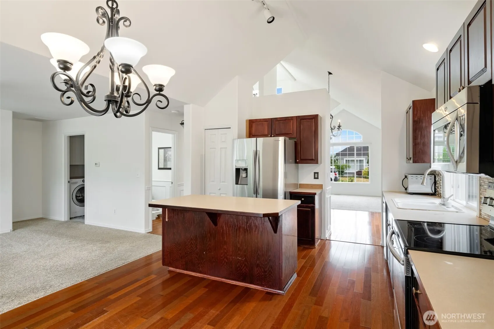 20122 102nd Avenue SE, Kent, WA 98031-1583
