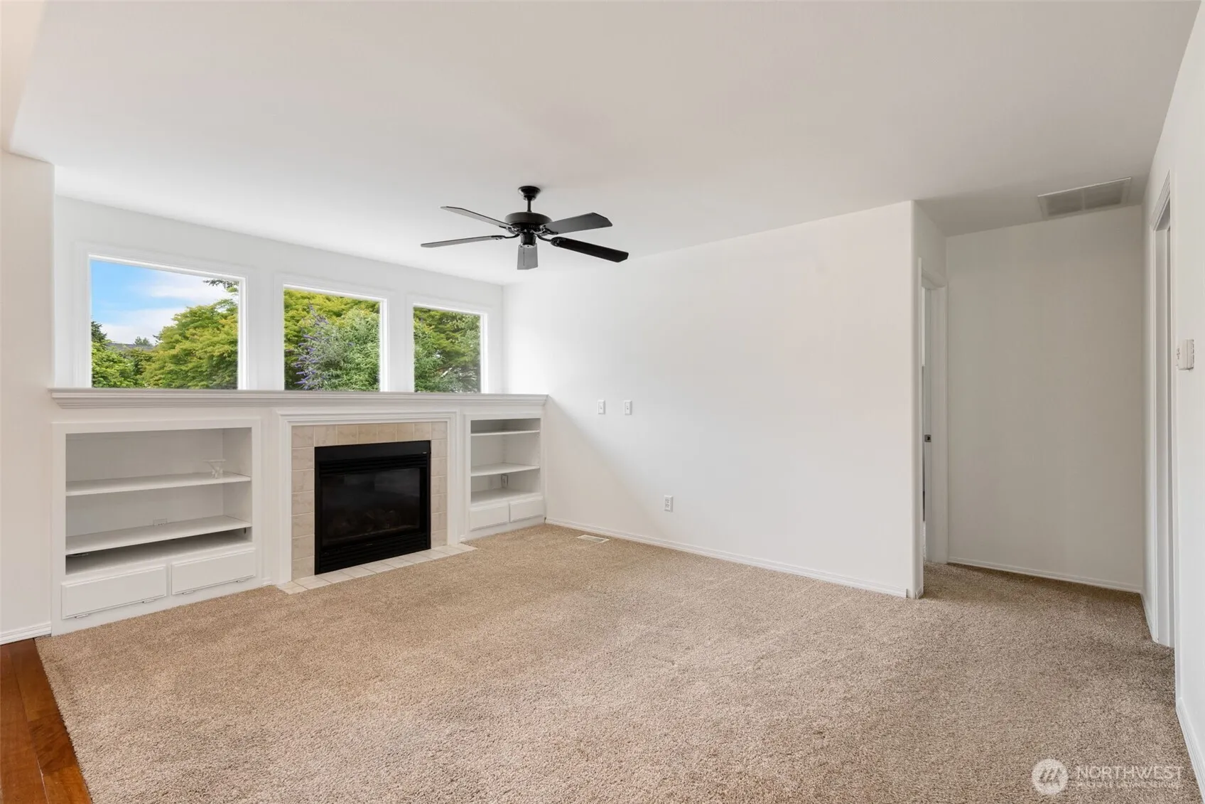 20122 102nd Avenue SE, Kent, WA 98031-1583