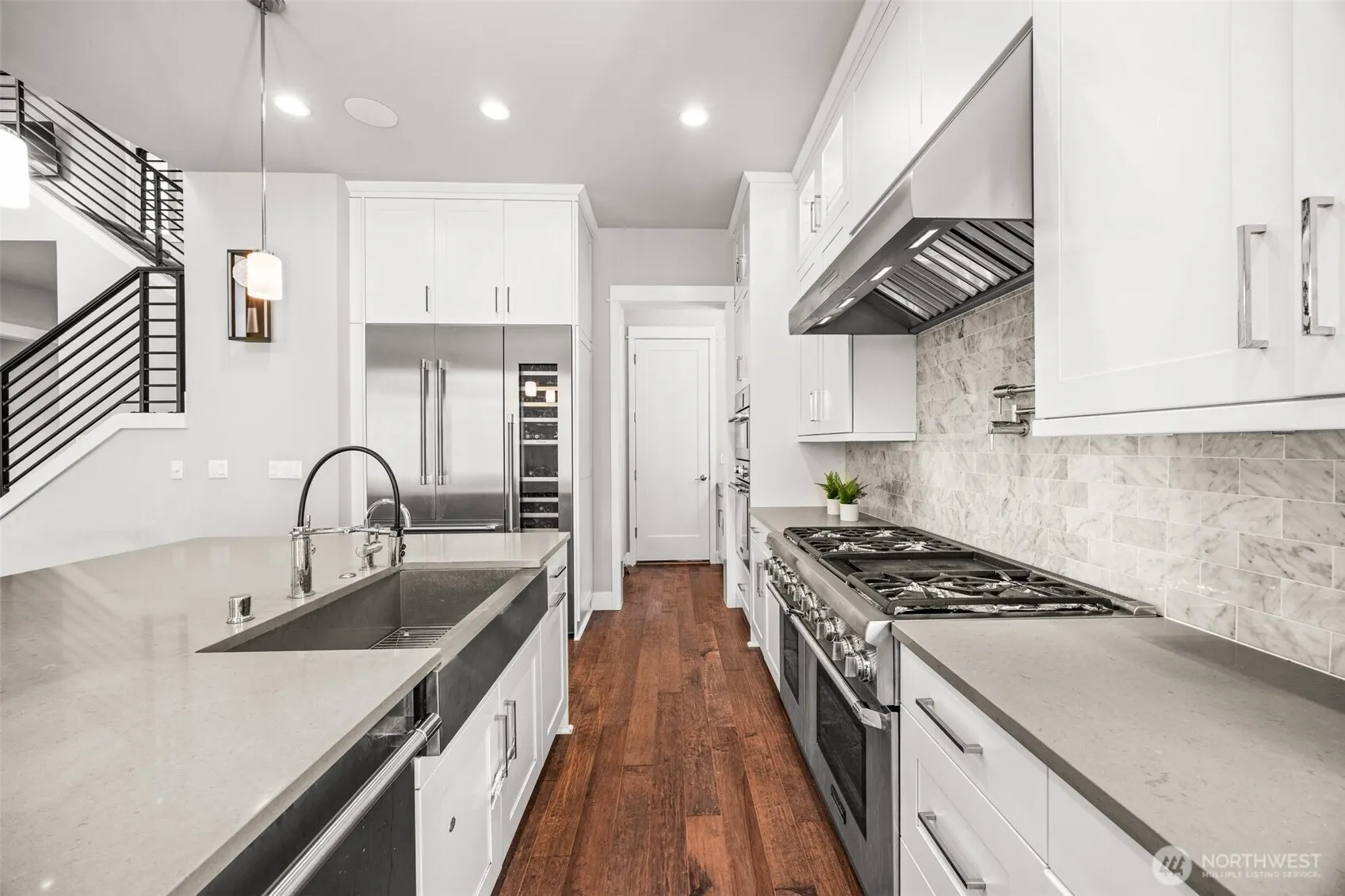 21888 SE 5TH Place , Sammamish, WA 98074