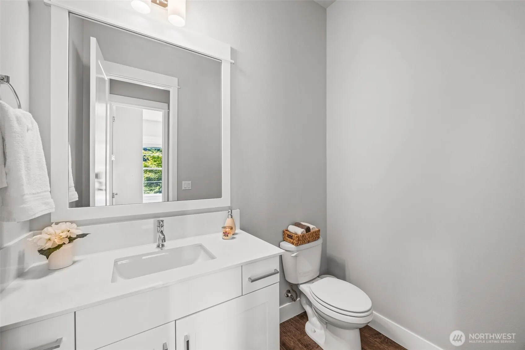 21888 SE 5TH Place , Sammamish, WA 98074