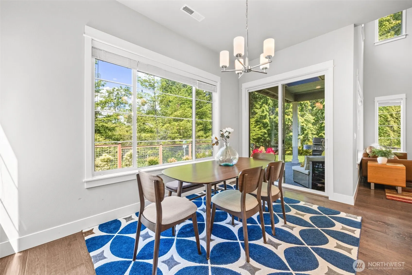 21888 SE 5TH Place , Sammamish, WA 98074