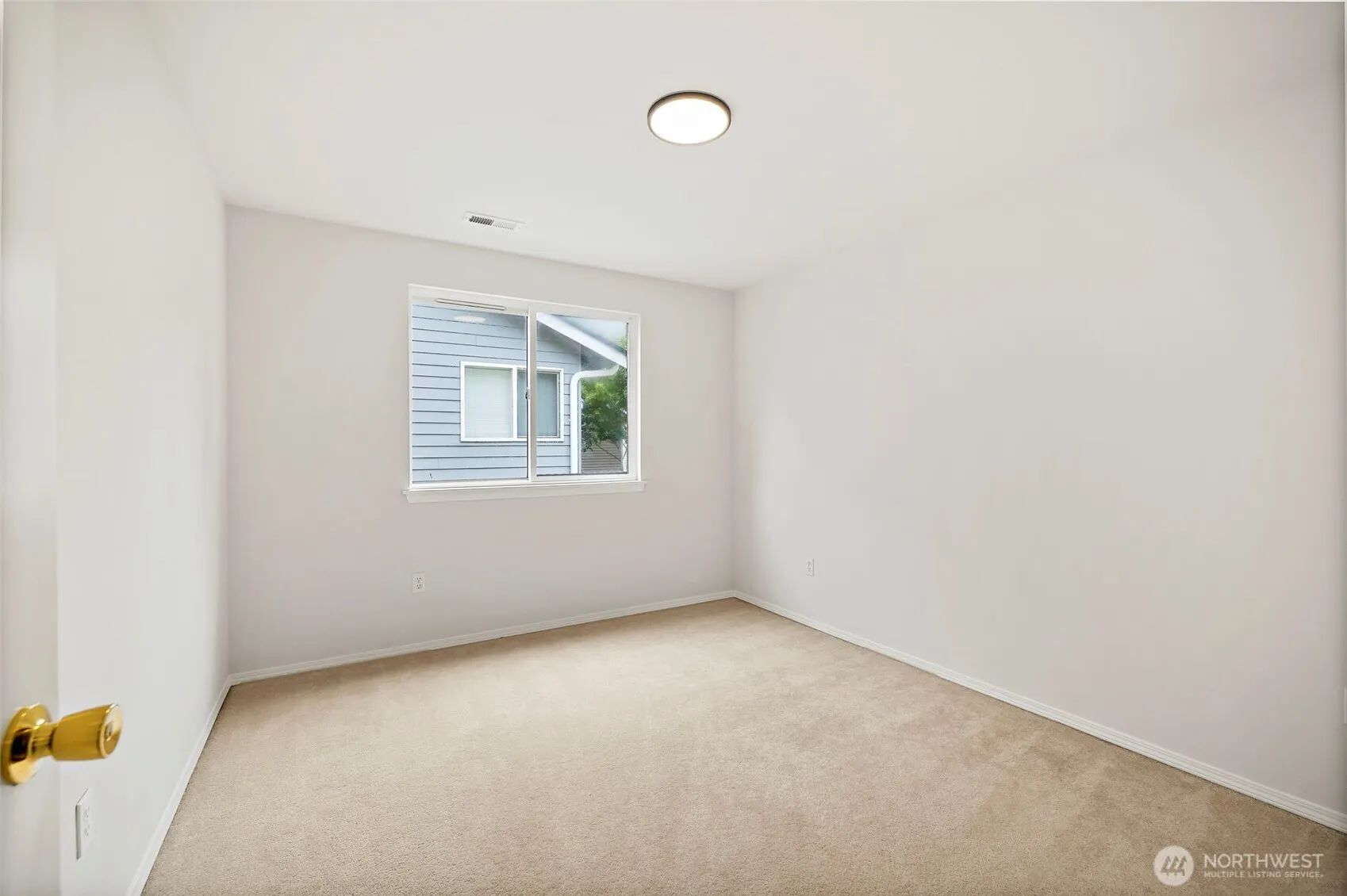 18353 160th Place SE, Renton, WA 98058