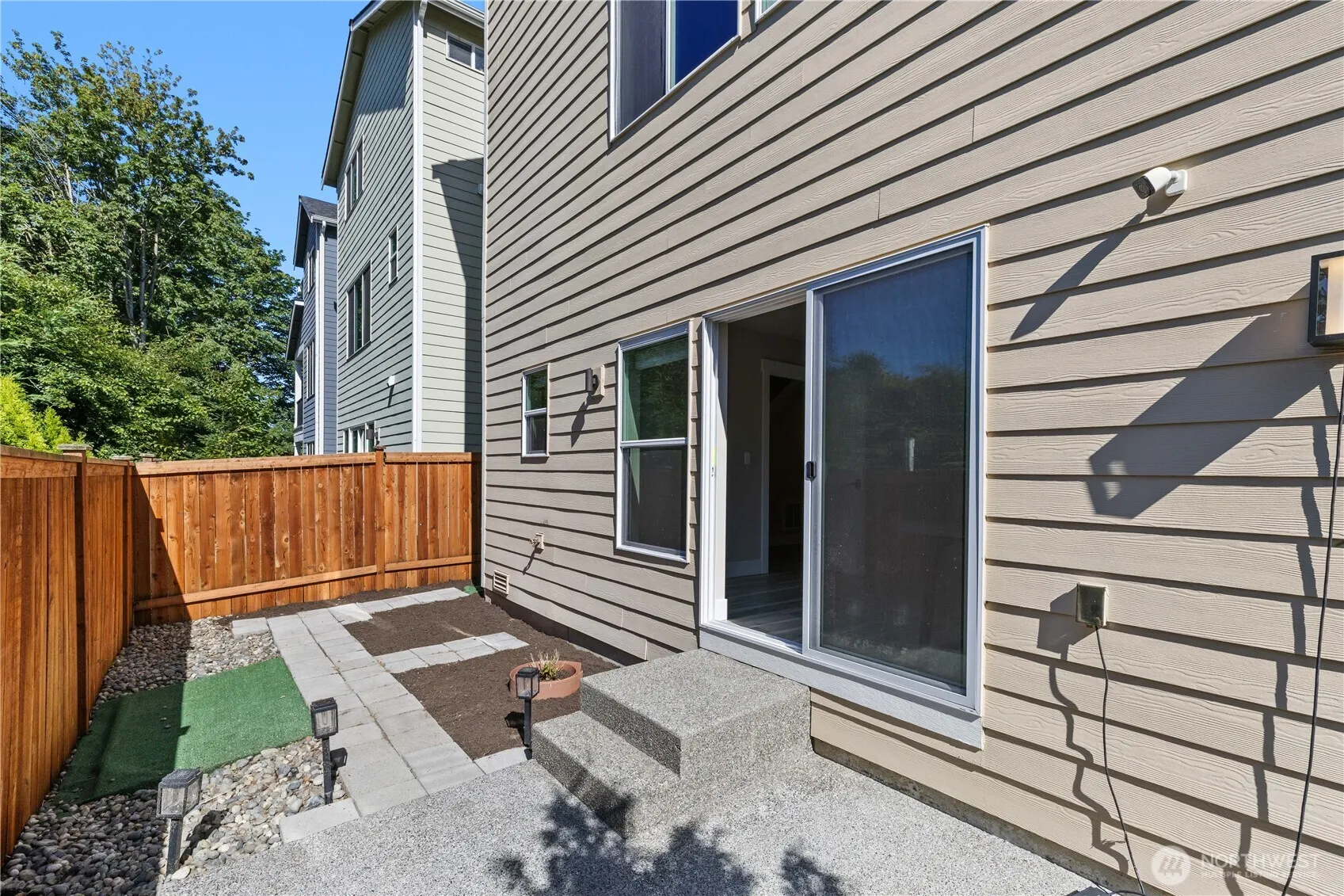 2204 176th Place SW, Lynnwood, WA 98037