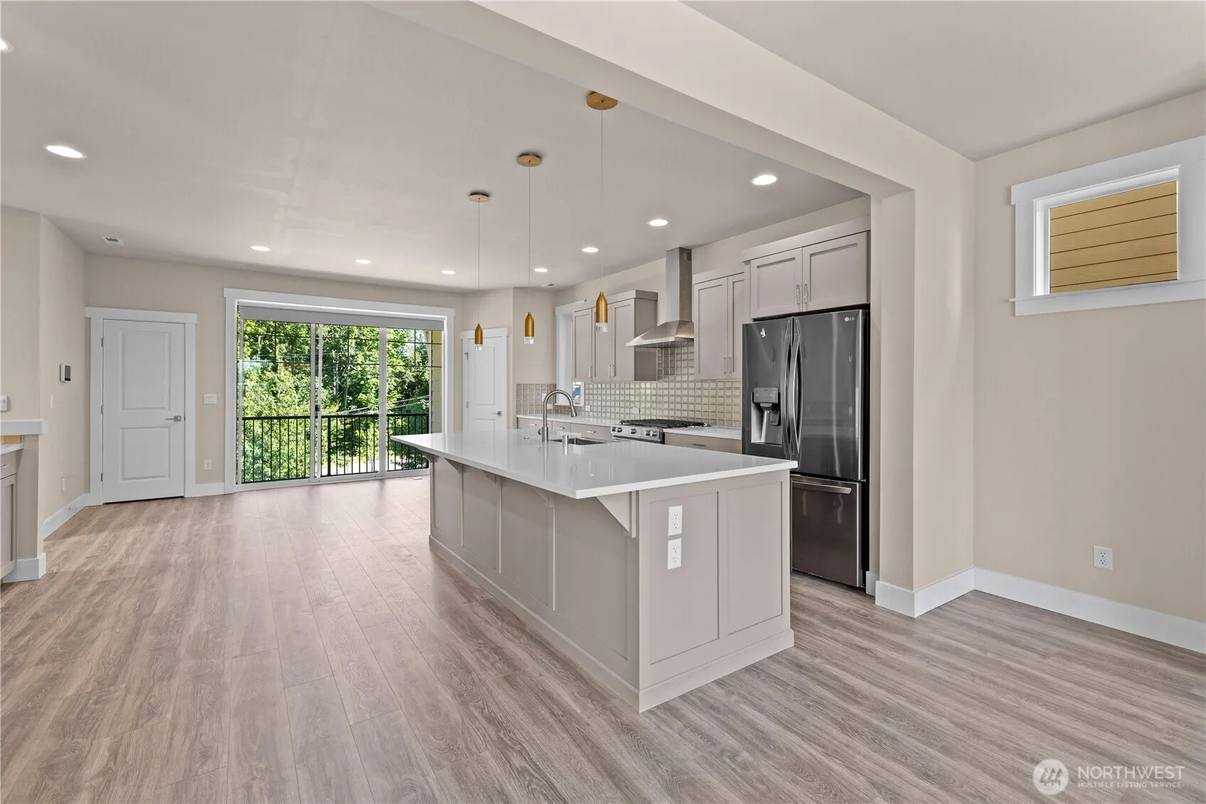 2204 176th Place SW, Lynnwood, WA 98037
