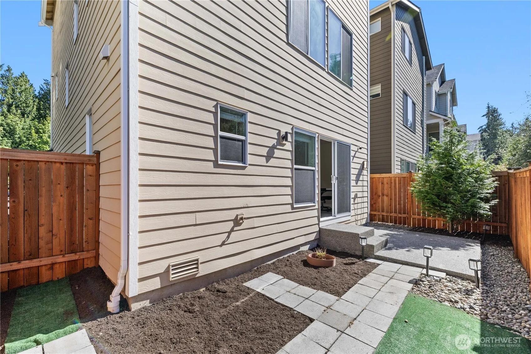 2204 176th Place SW, Lynnwood, WA 98037
