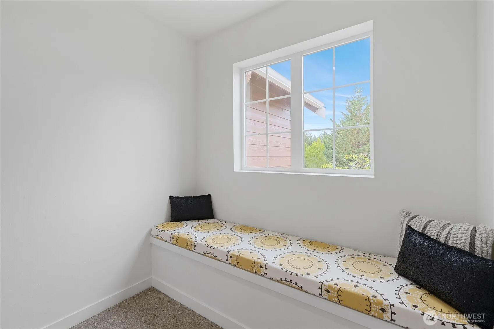 11008 243rd Avenue NE, Redmond, WA 98053