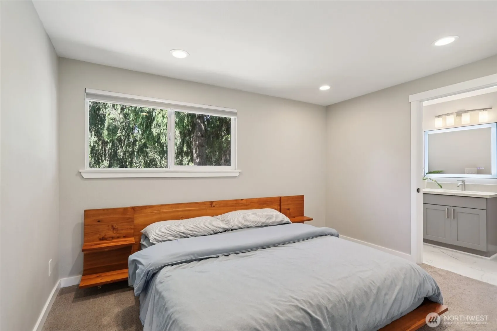 10439 SE 194th Place , Renton, WA 98055-7313