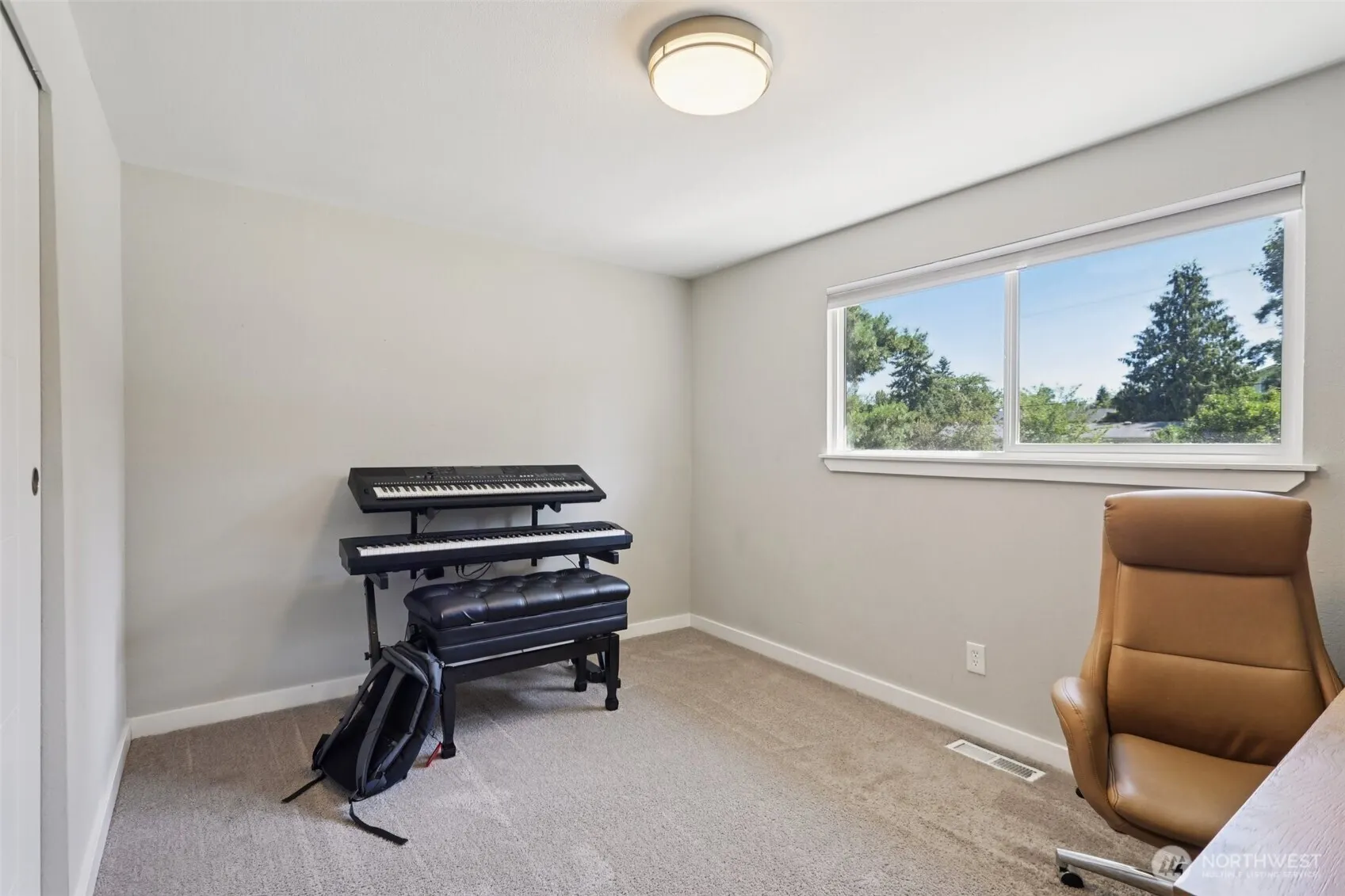 10439 SE 194th Place , Renton, WA 98055-7313