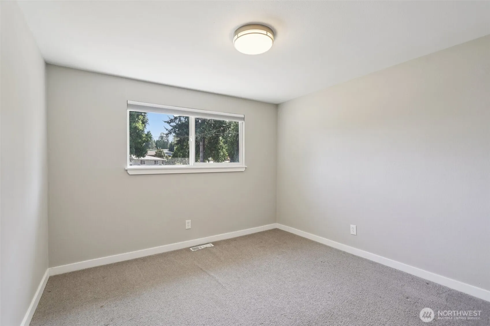10439 SE 194th Place , Renton, WA 98055-7313