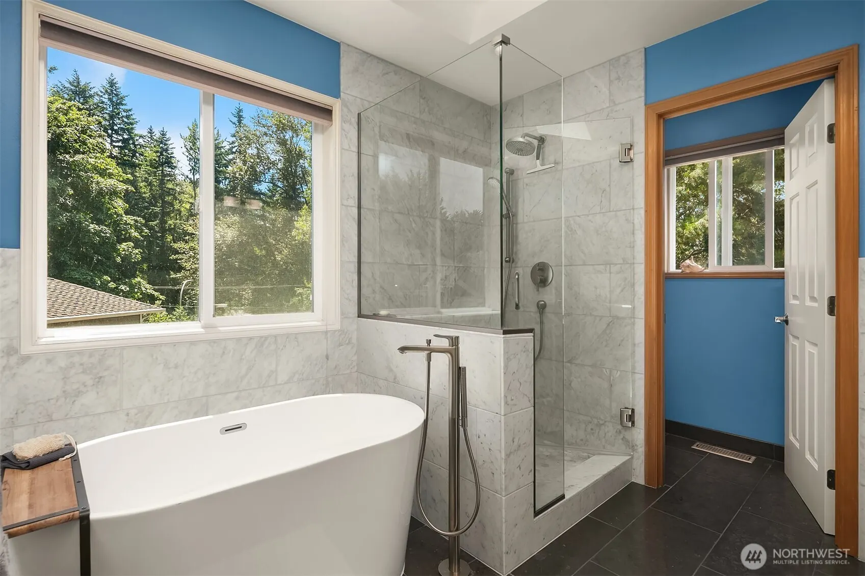 1613 Hoquiam Place NE, Renton, WA 98059-4200