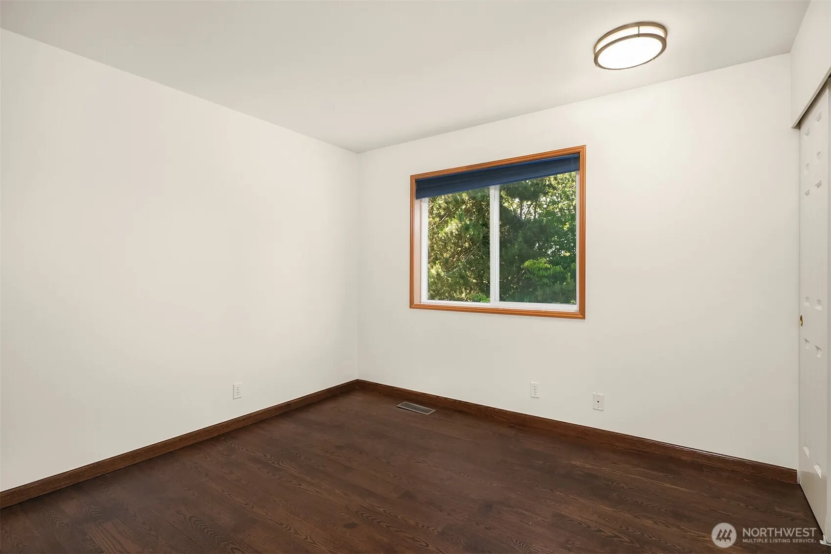 1613 Hoquiam Place NE, Renton, WA 98059-4200