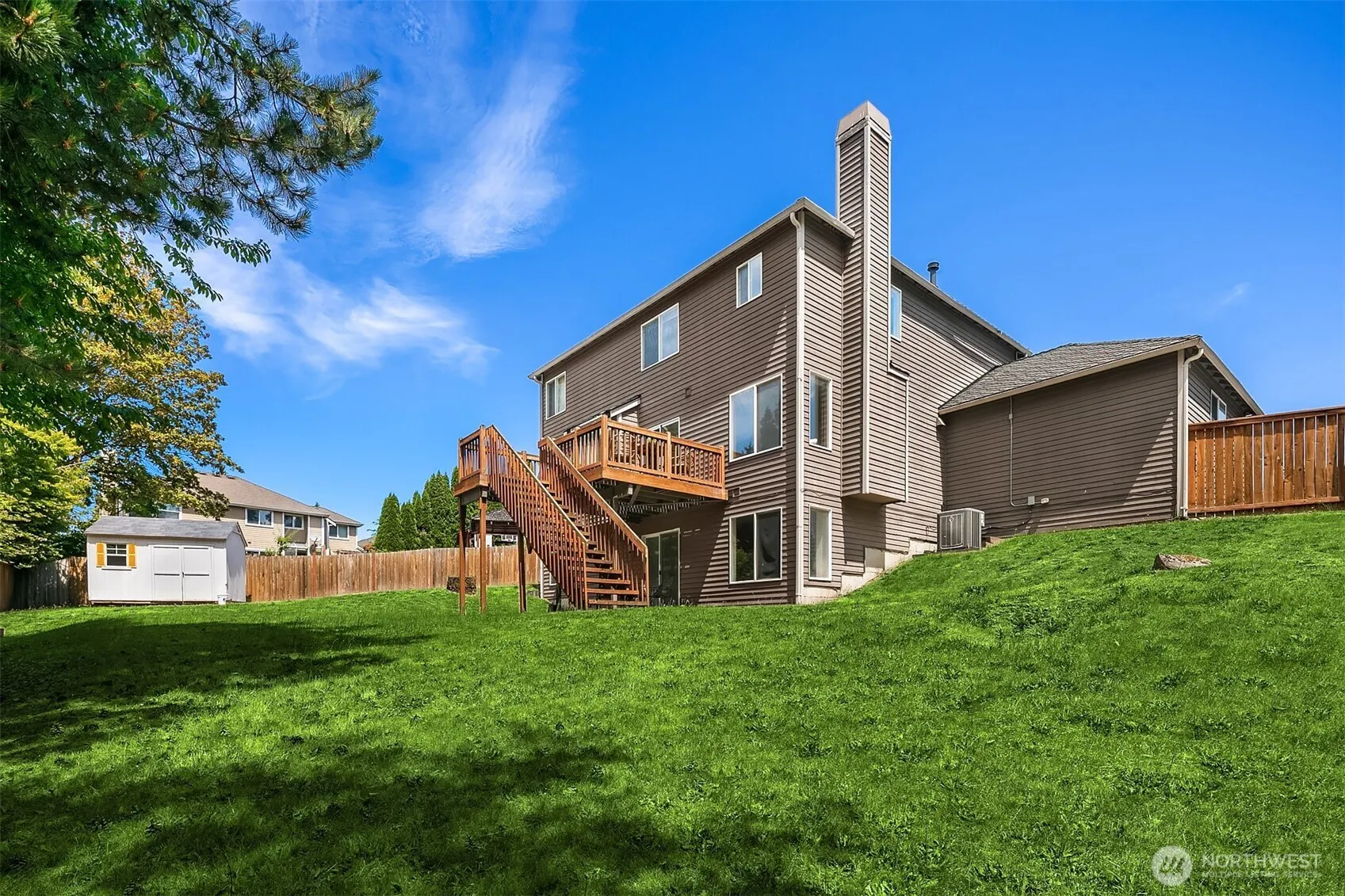 1613 Hoquiam Place NE, Renton, WA 98059-4200
