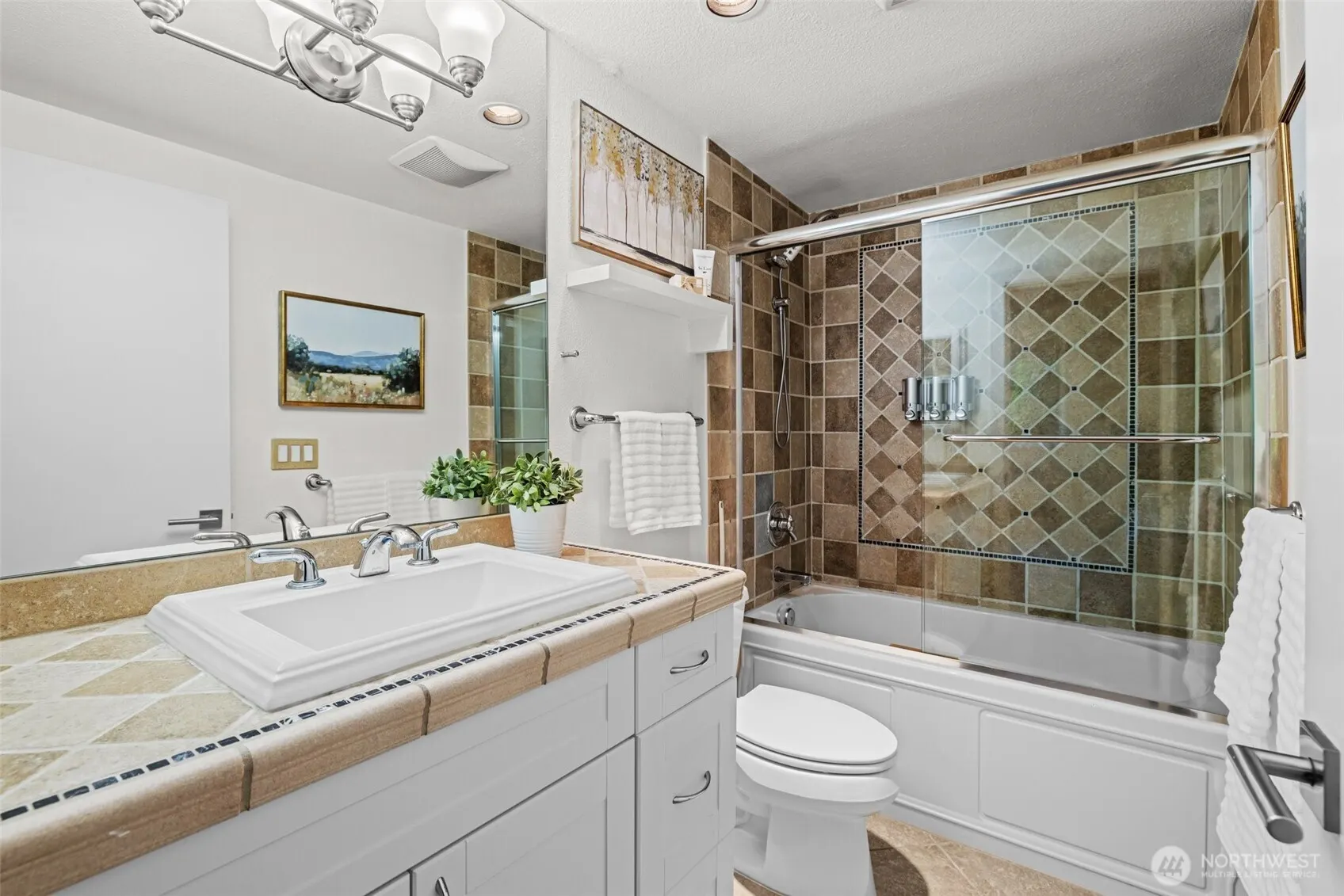4214 W Lake Sammamish Pkwy NE NE #102, Redmond, WA 98052