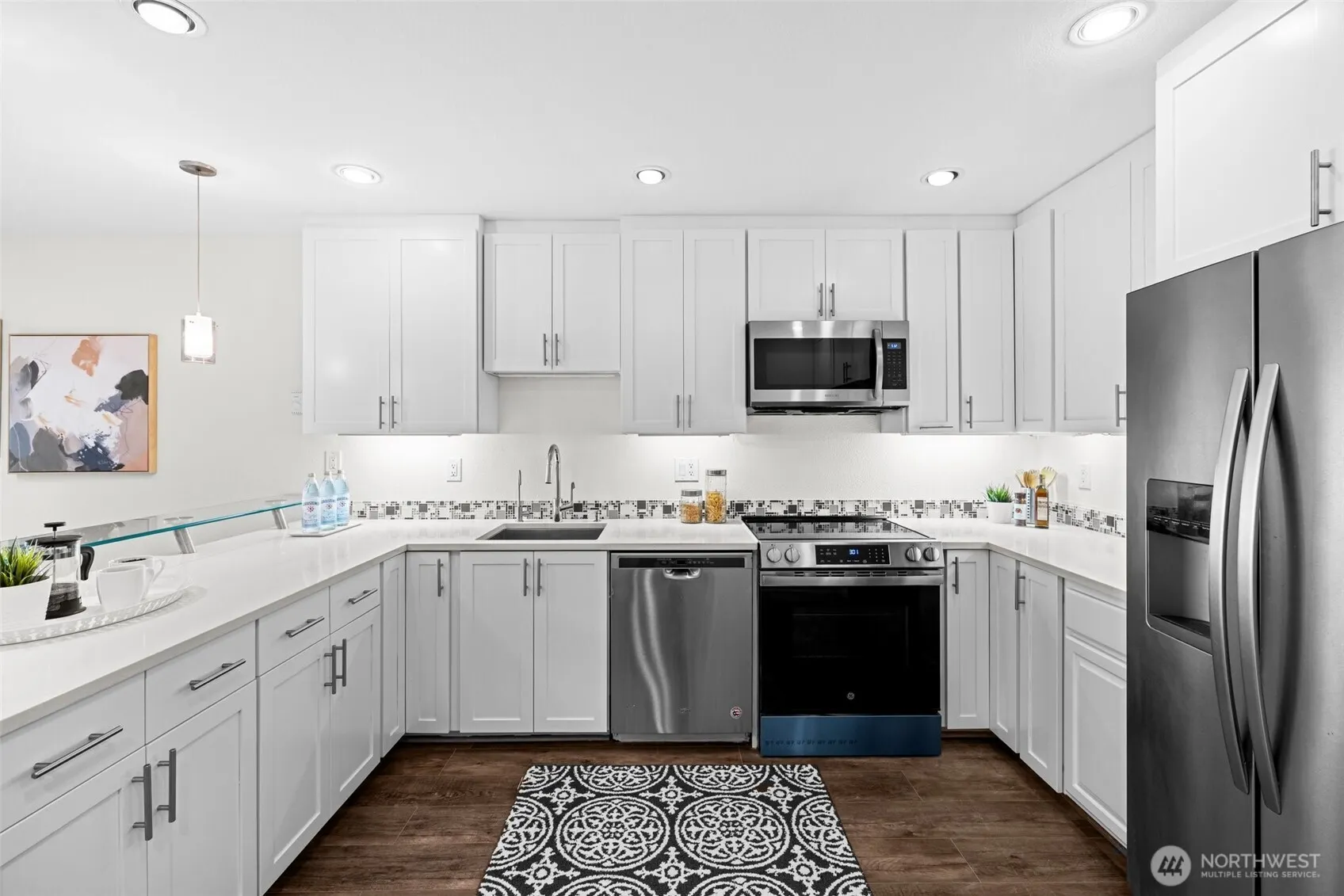 4214 W Lake Sammamish Pkwy NE NE #102, Redmond, WA 98052