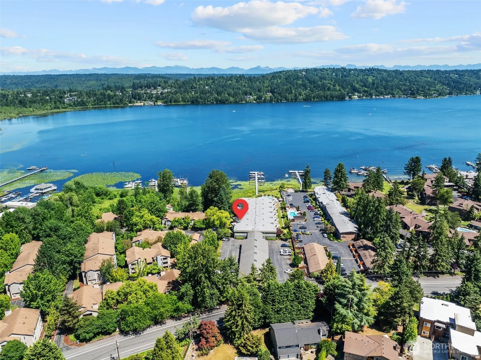 4214 W Lake Sammamish Pkwy NE NE #102, Redmond, WA 98052