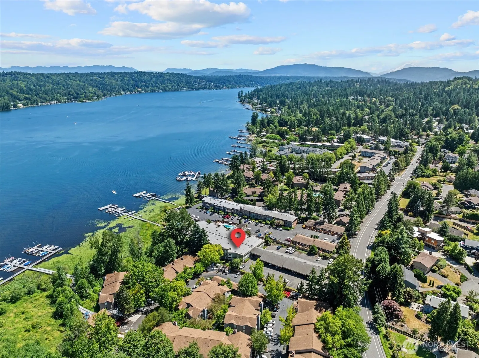 4214 W Lake Sammamish Pkwy NE NE #102, Redmond, WA 98052