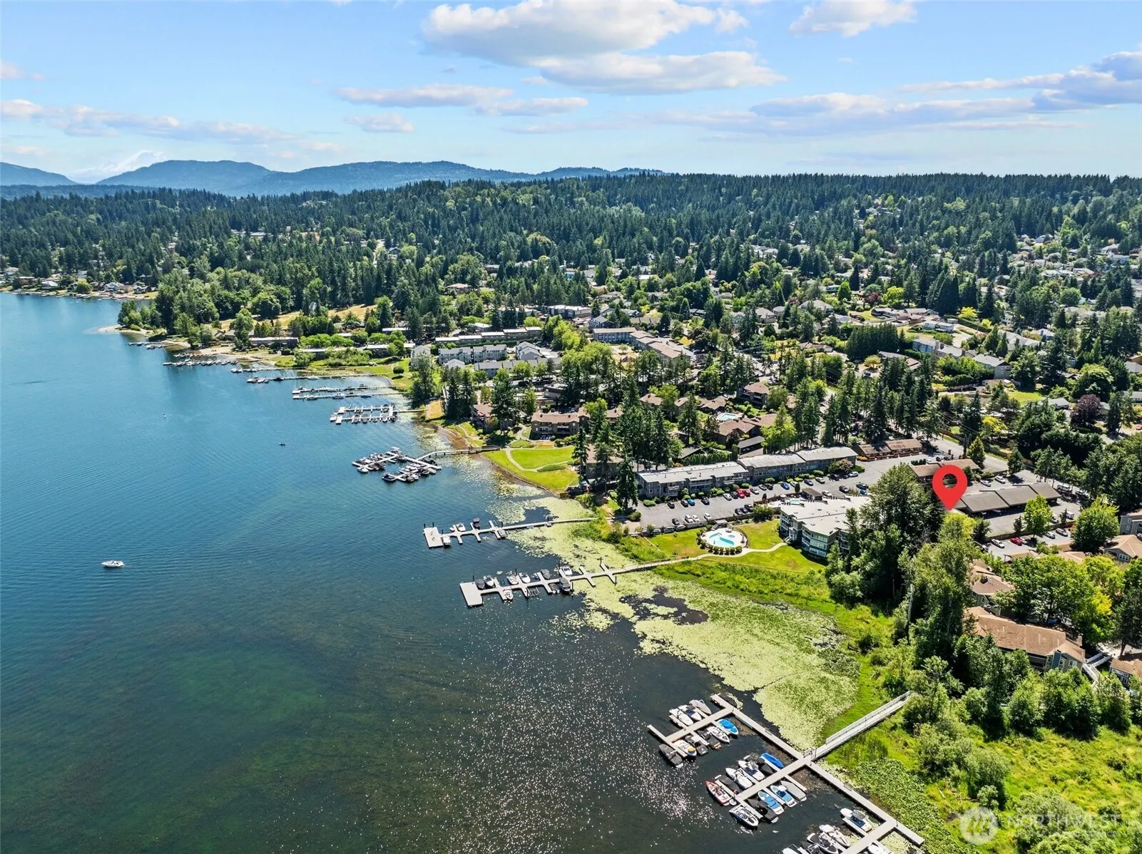 4214 W Lake Sammamish Pkwy NE NE #102, Redmond, WA 98052