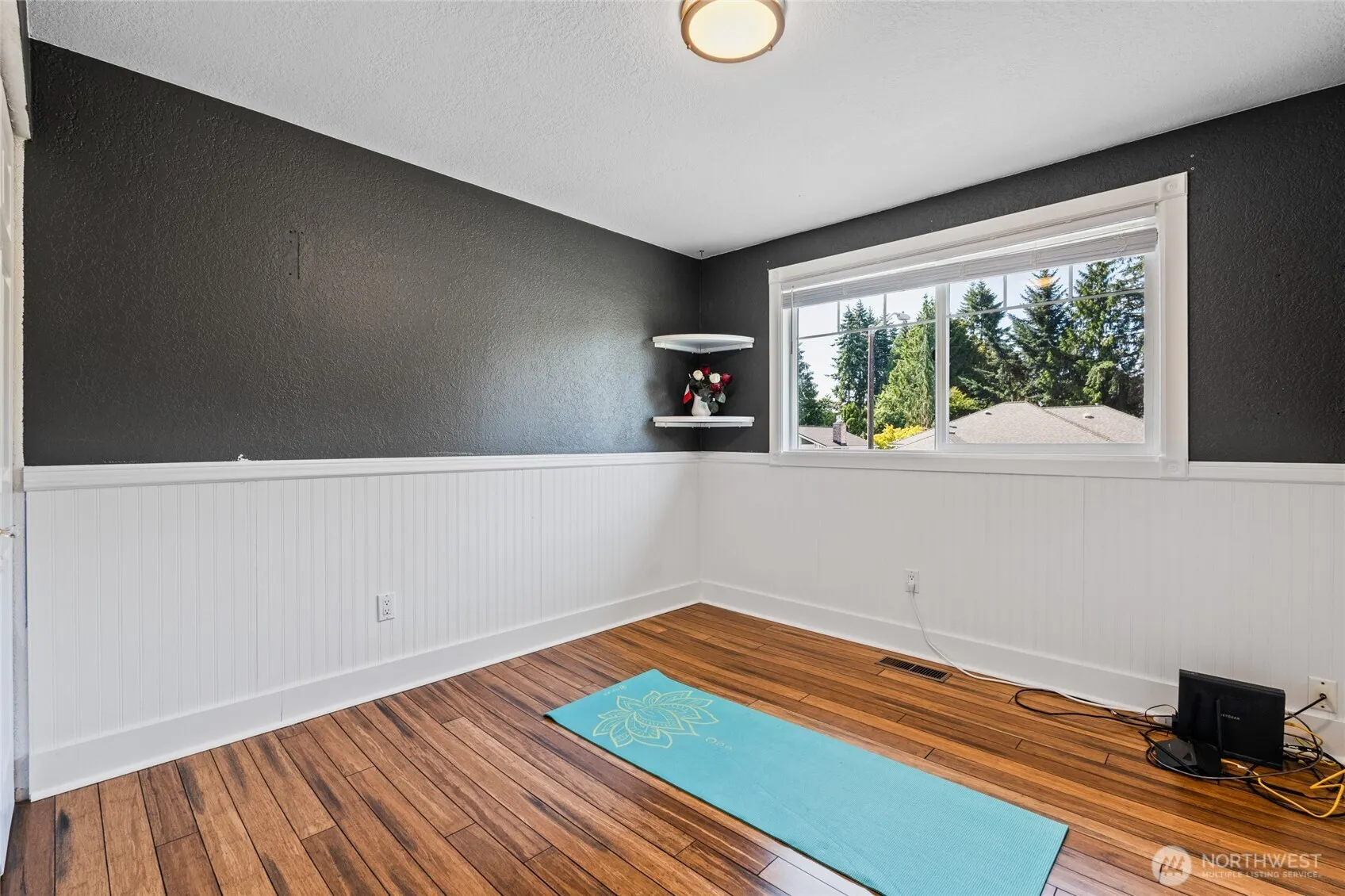 14618 SE 275th Place , Kent, WA 98042-9135