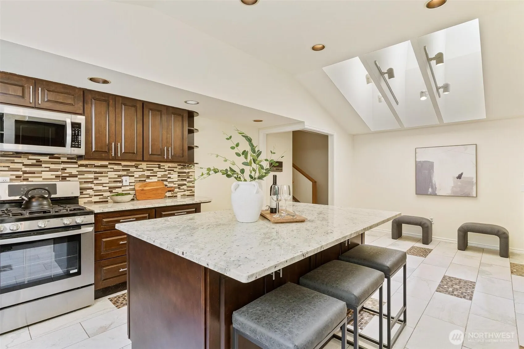 17726 NE 26th St. , Redmond, WA 98052-5849