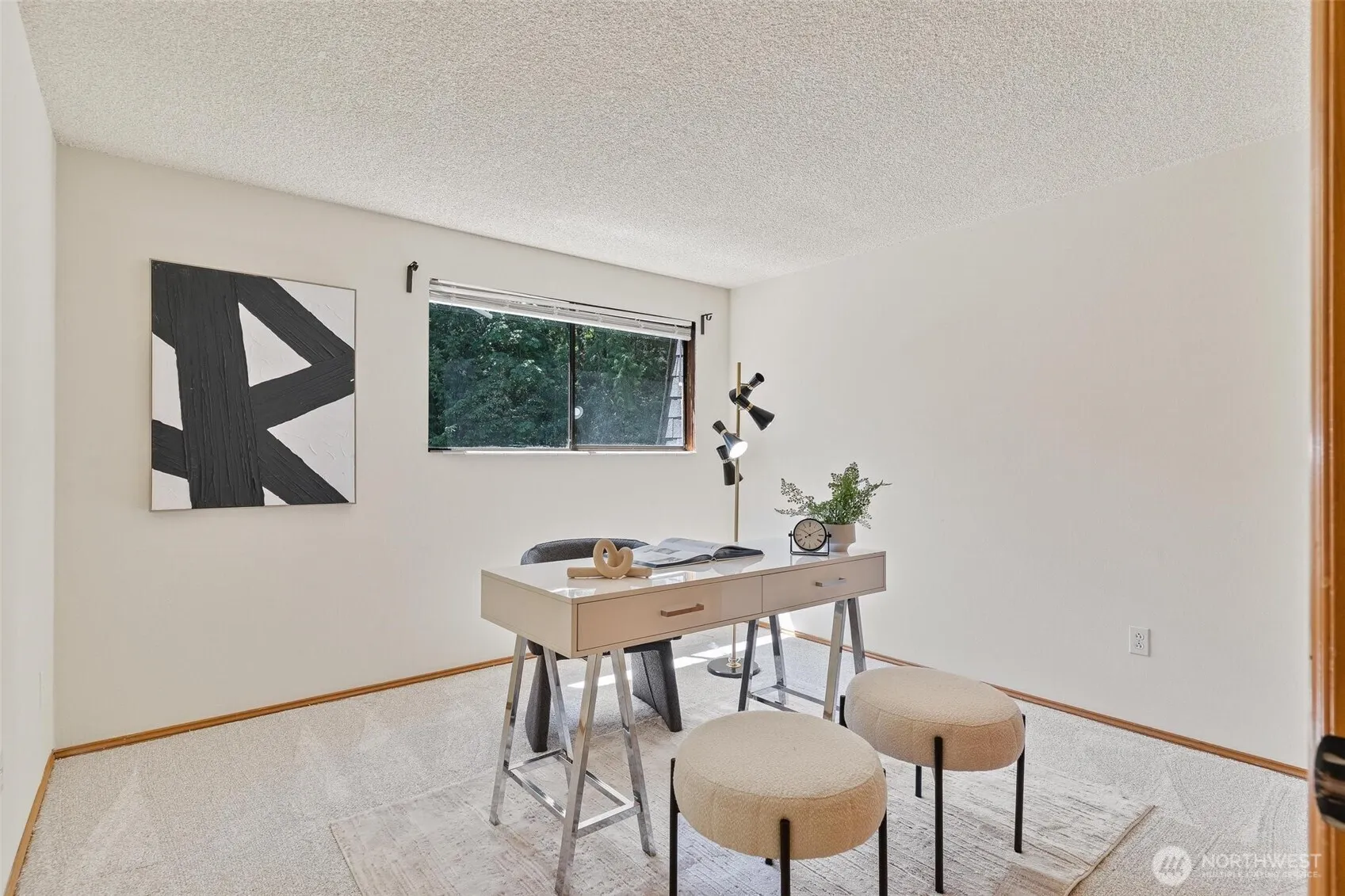 17726 NE 26th St. , Redmond, WA 98052-5849