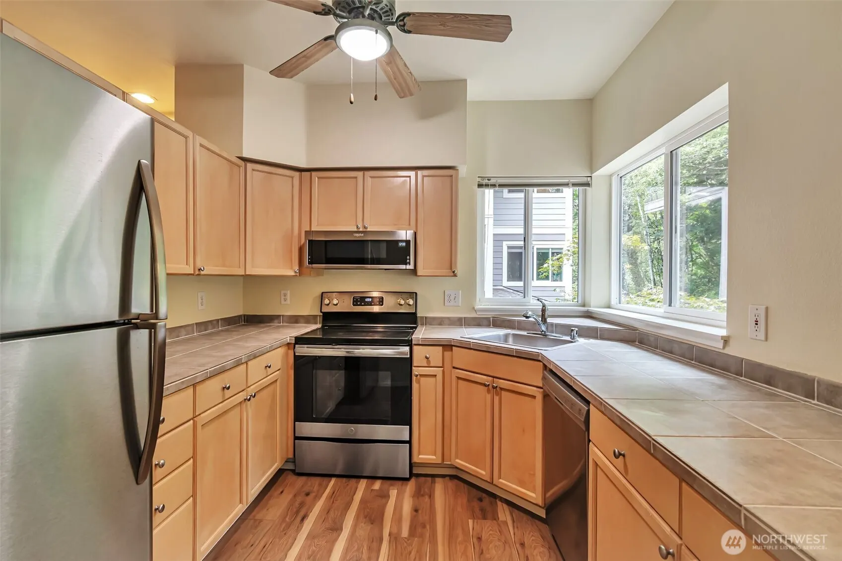3924 243rd Place SE #G204, Bothell, WA 98201
