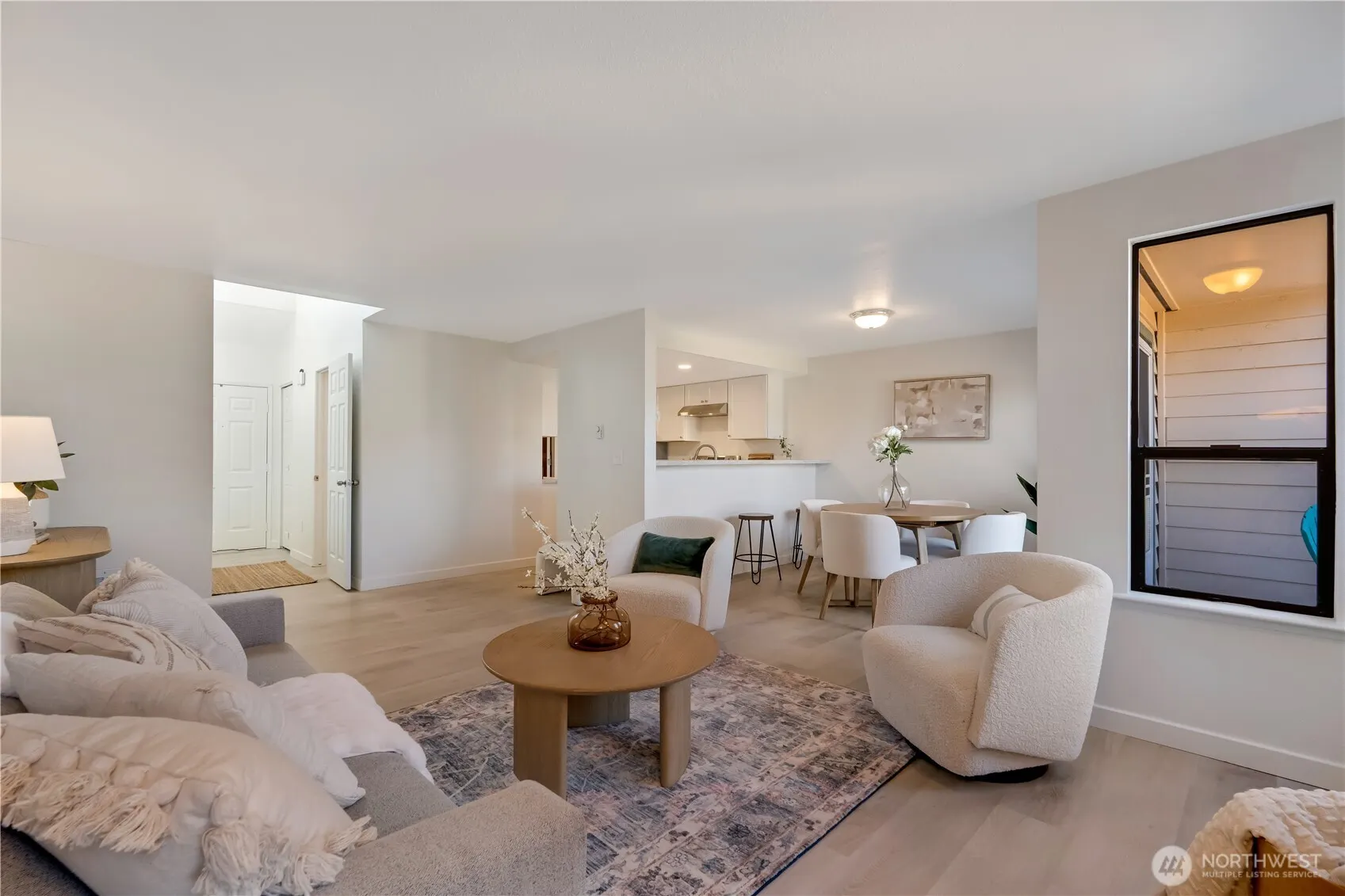 25015 110th Avenue SE #B, Kent, WA 98030