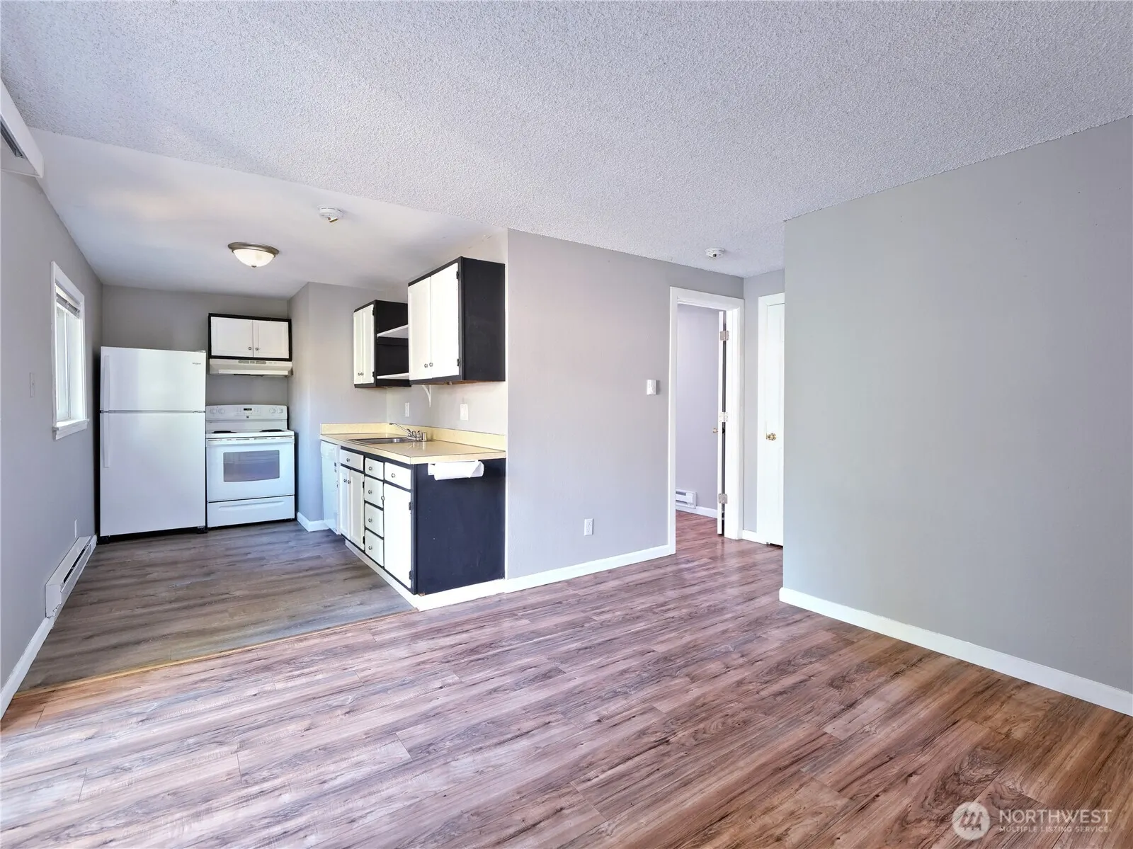 2716 S 256th Place , Kent, WA 98032-5550