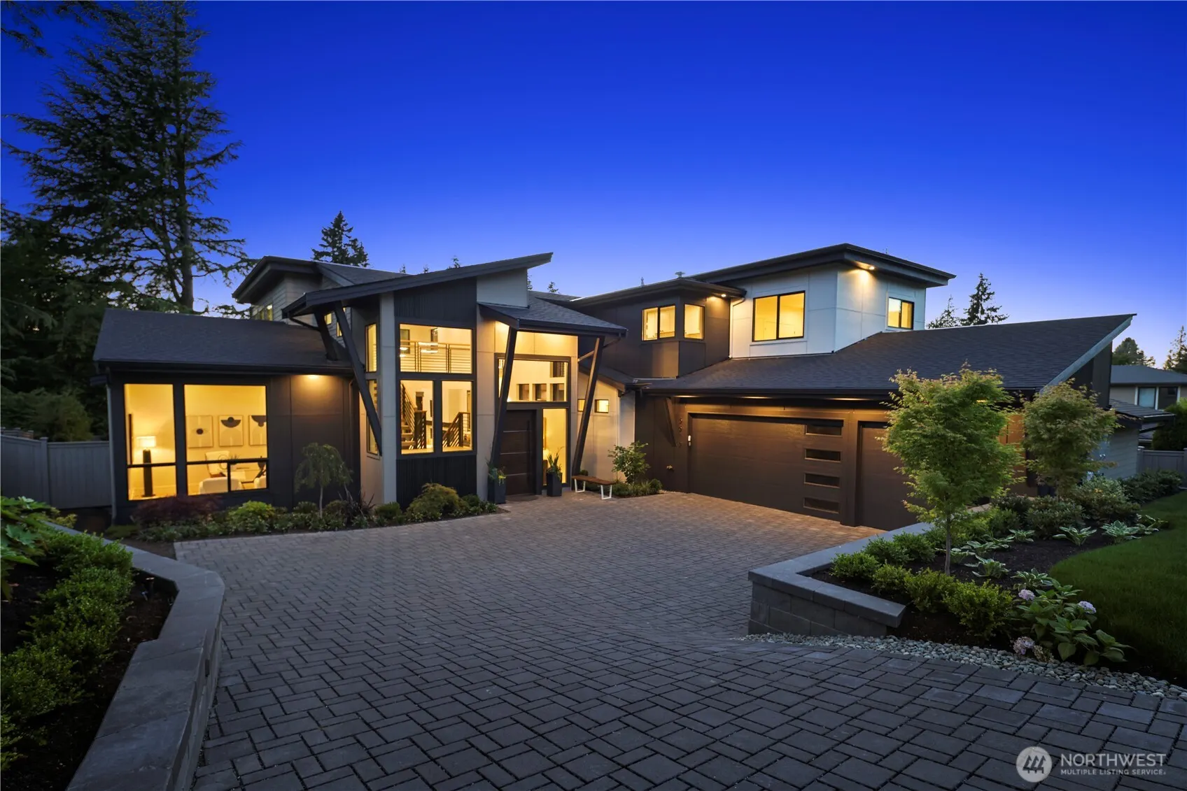 5515 108th Avenue NE, Kirkland, WA 98033
