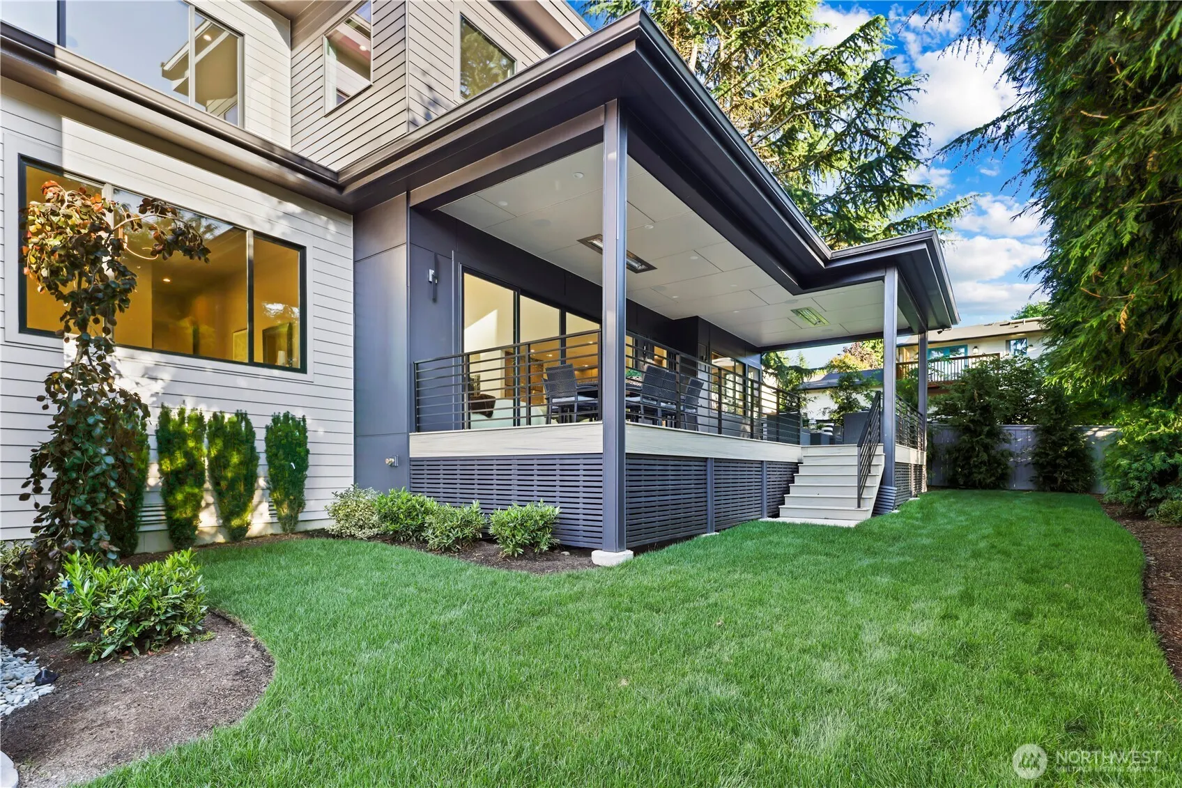 5515 108th Avenue NE, Kirkland, WA 98033