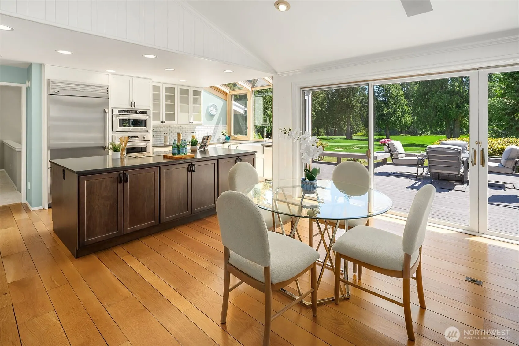 3126 211th Avenue NE, Sammamish, WA 98074