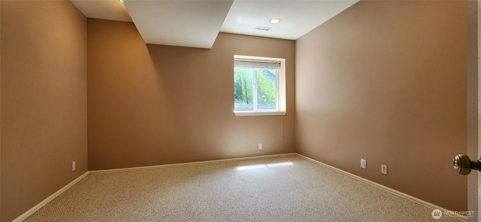1523 225th Place SE, Sammamish, WA 98075