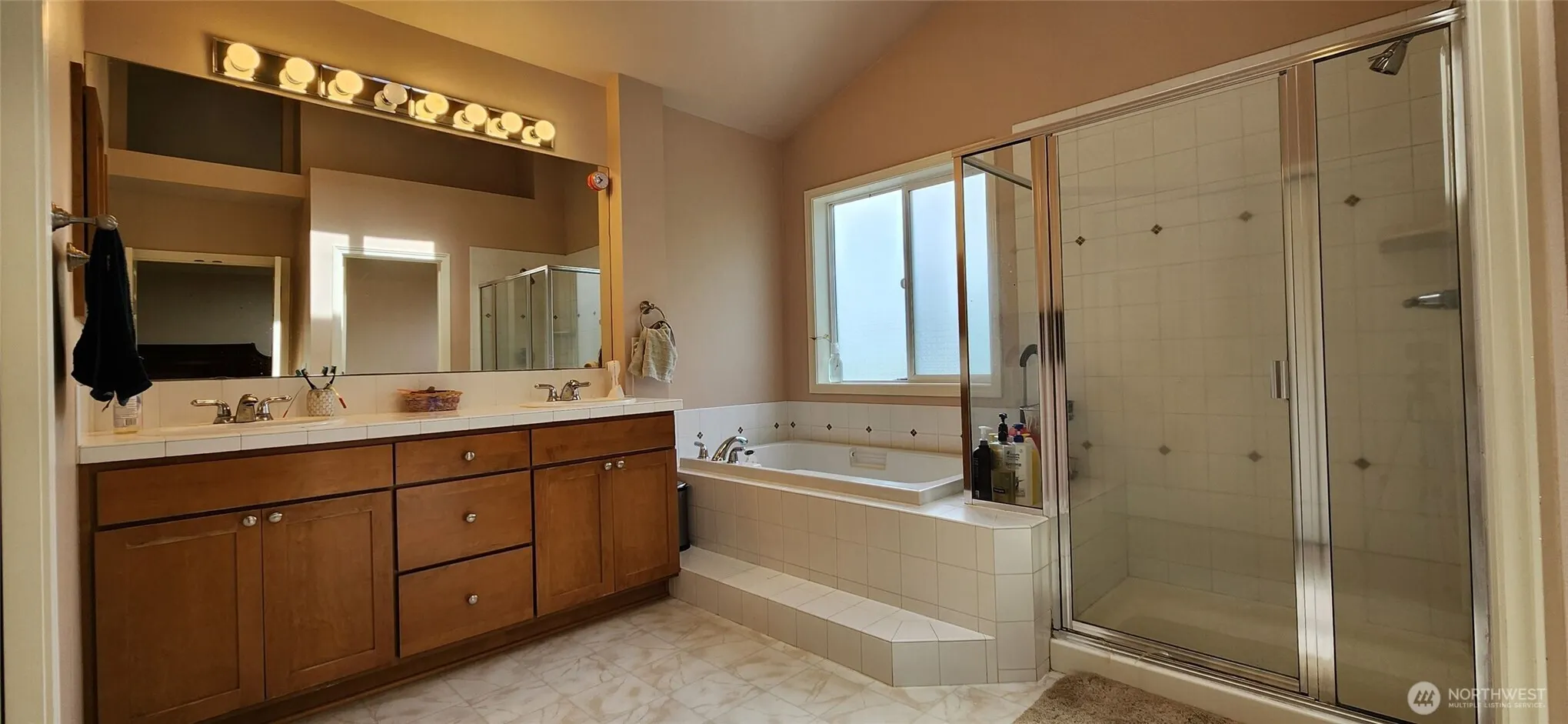 1523 225th Place SE, Sammamish, WA 98075