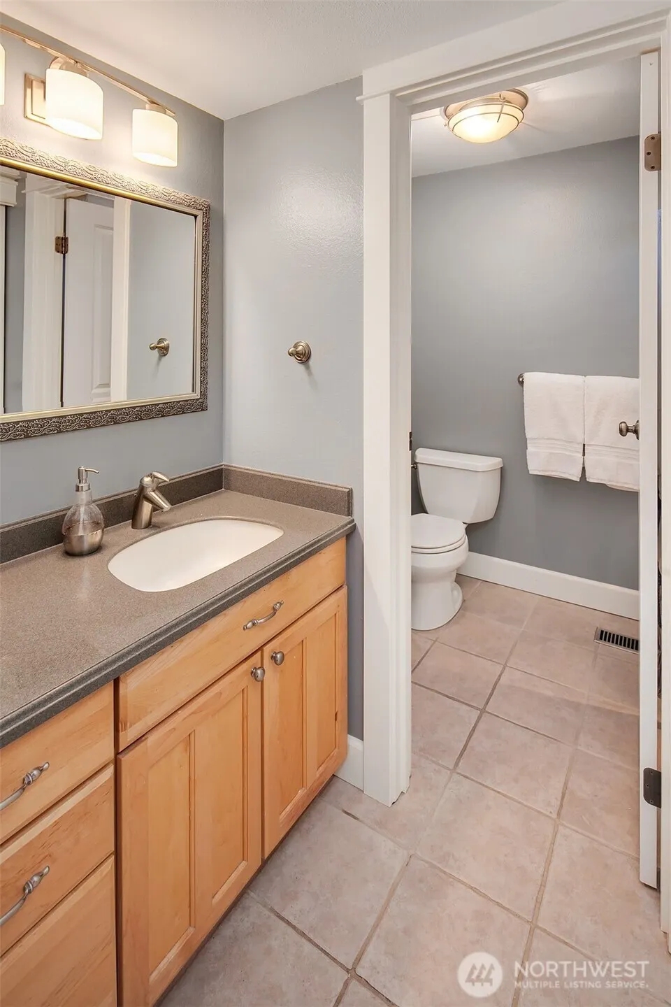 12130 SE 47th Place , Bellevue, WA 98006