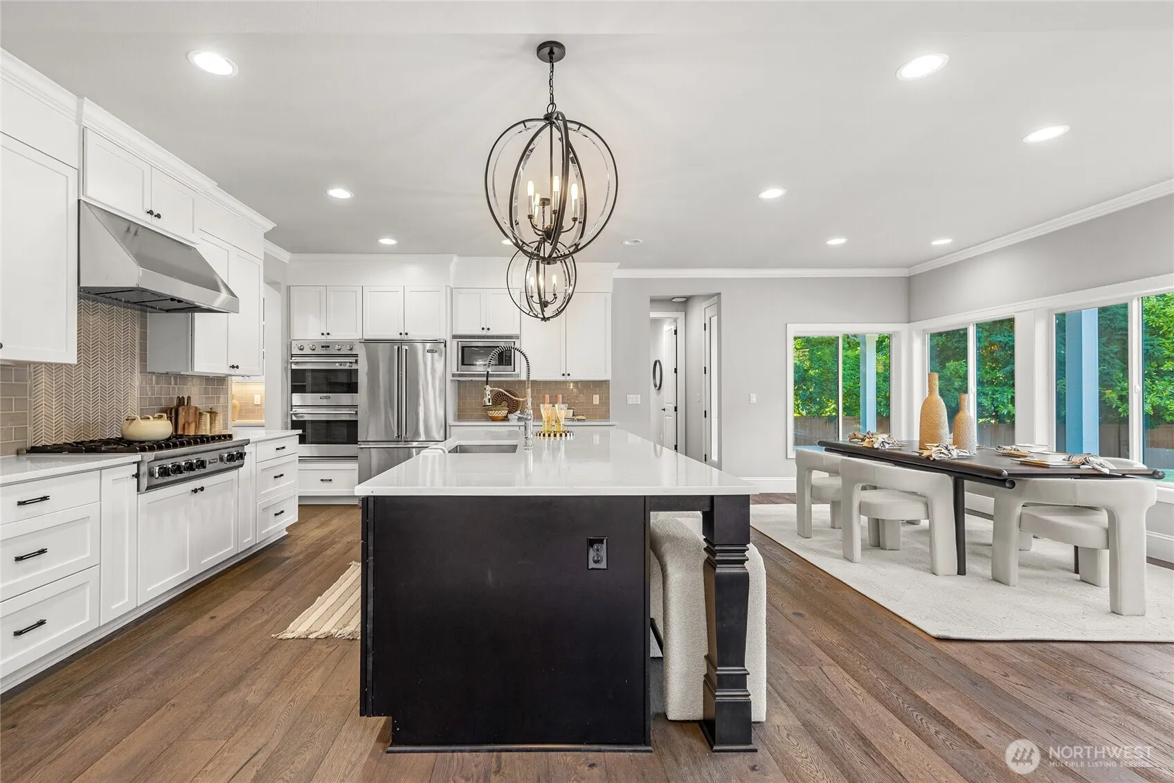 14918 SE 46th St , Bellevue, WA 98006