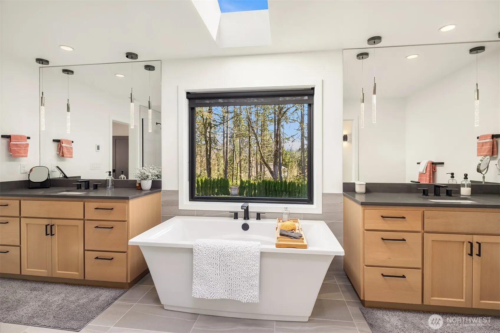 20300 166th Avenue NE, Woodinville, WA 98072