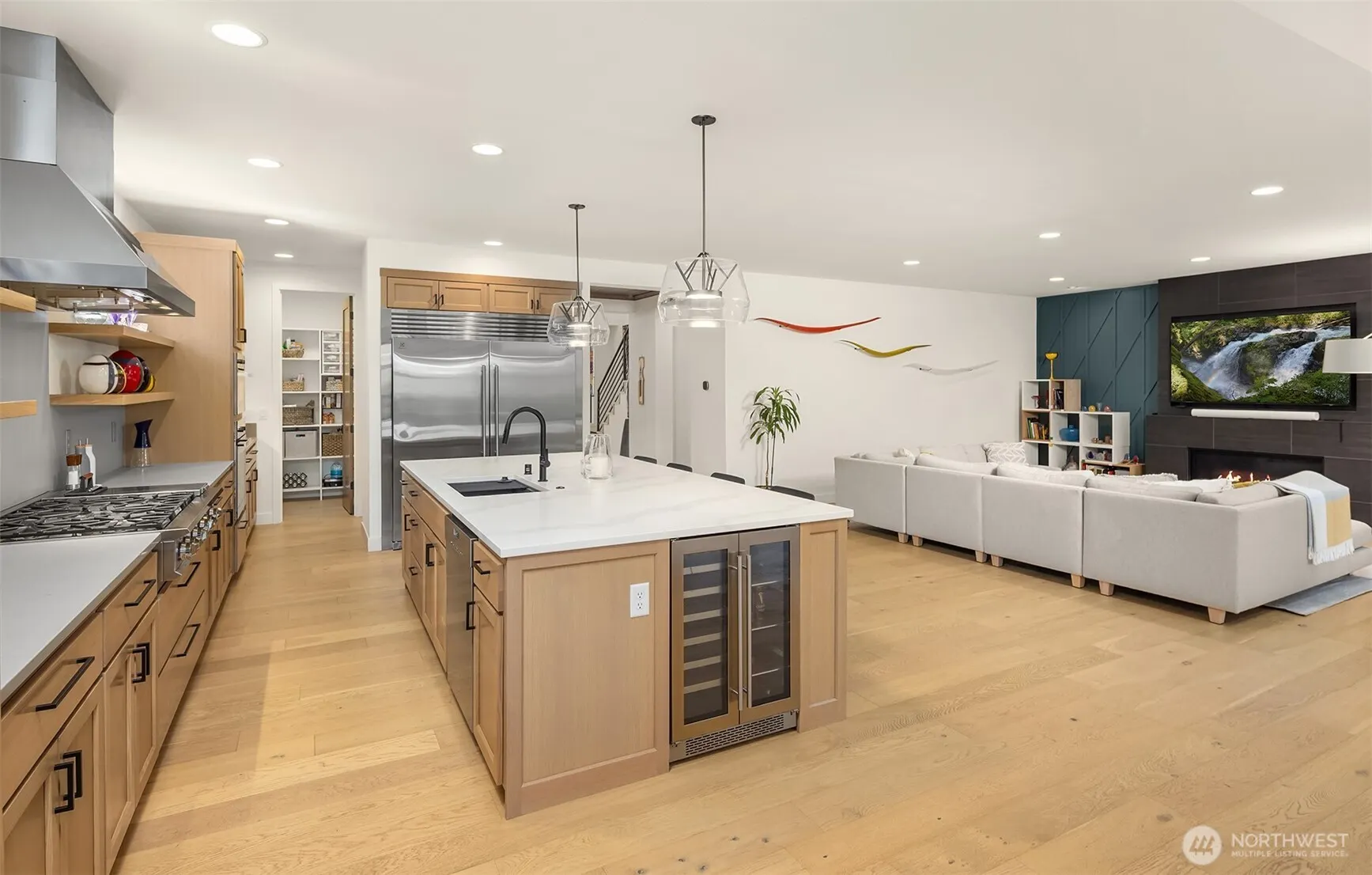 20300 166th Avenue NE, Woodinville, WA 98072