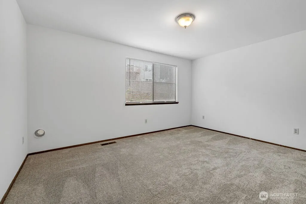 4011 228th Street SE, Bothell, WA 98021-9041