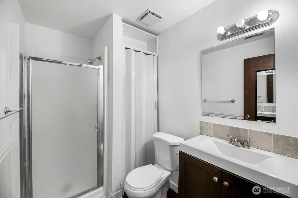 4011 228th Street SE, Bothell, WA 98021-9041