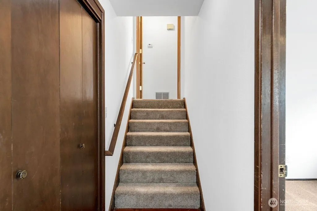4011 228th Street SE, Bothell, WA 98021-9041